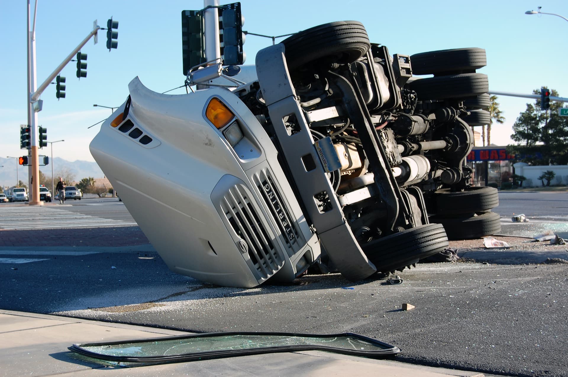The Basics of the Law Concerning Trucking Accidents